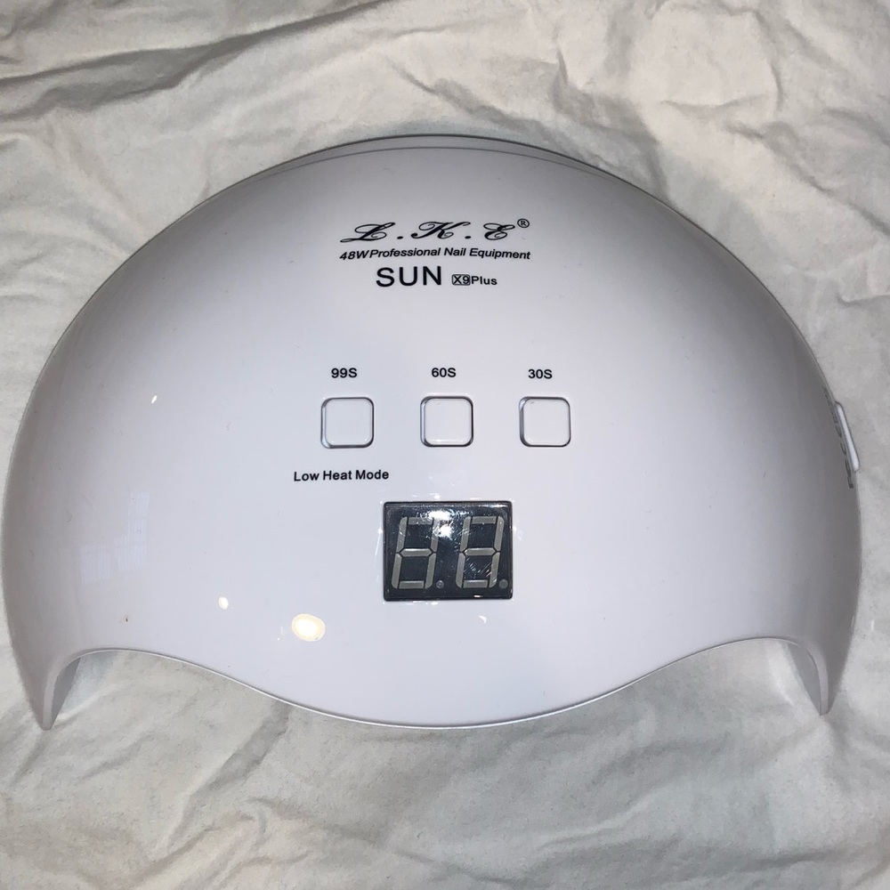 𝙿𝚛𝚘𝚏𝚎𝚜𝚜𝚒𝚘𝚗𝚊𝚕 𝙶𝚎𝚕 𝙻𝚊𝚖𝚙 - Picture 6 of 10